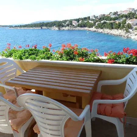 アパート Vlajina