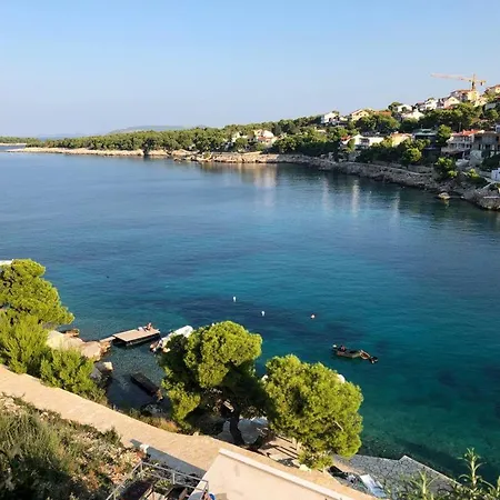 Vlajina アパート *