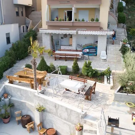 Vlajina * Primošten