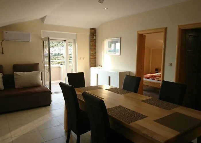 Vlajina * פרימוסטן