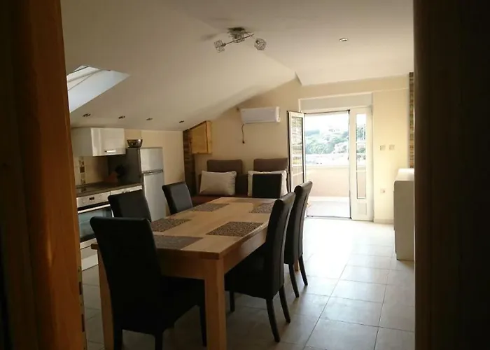 Vlajina * Primošten